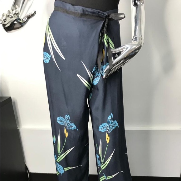 Pants - Picture 2 of 4